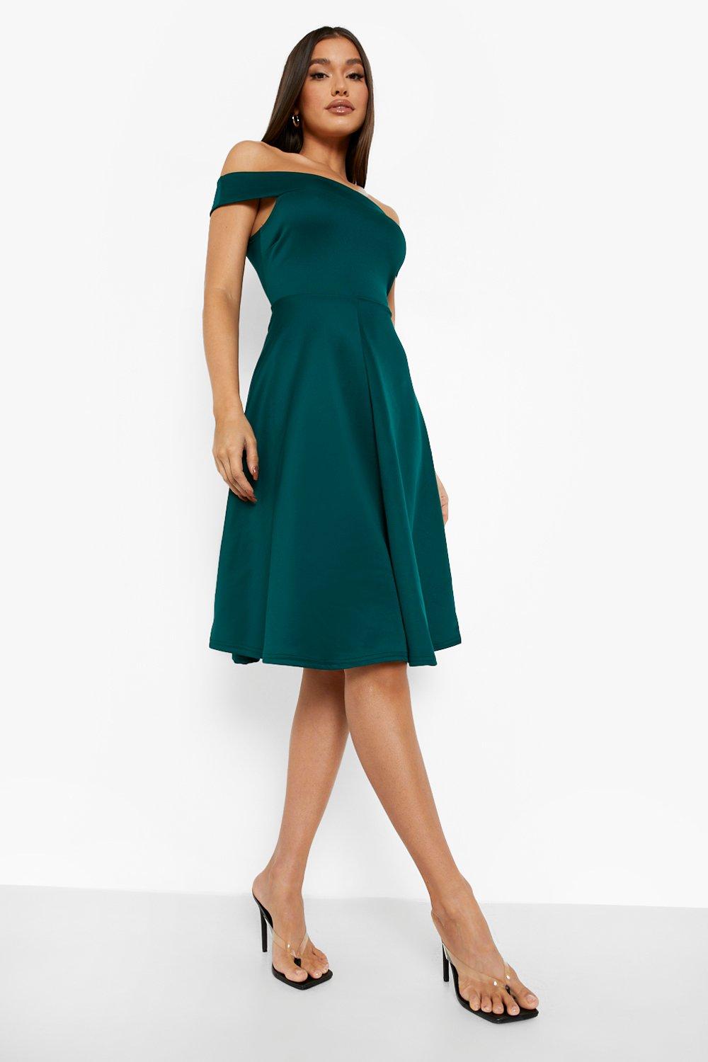 Emerald green best sale wedding guest dresses